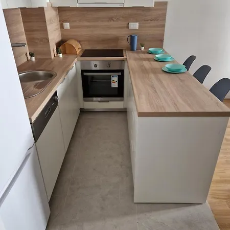 Zatvoreno Apartament Zadar